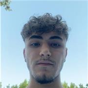 Soy un chico el cual ha estudiado bachillerato de ciencias tecnológicas y un grado superior especializado en el deporte.